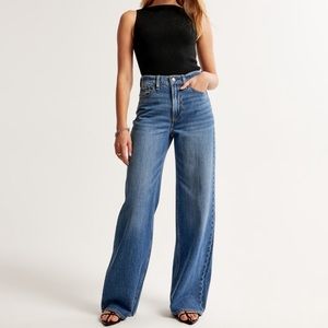Abercrombie & Fitch Wide Leg Jeans